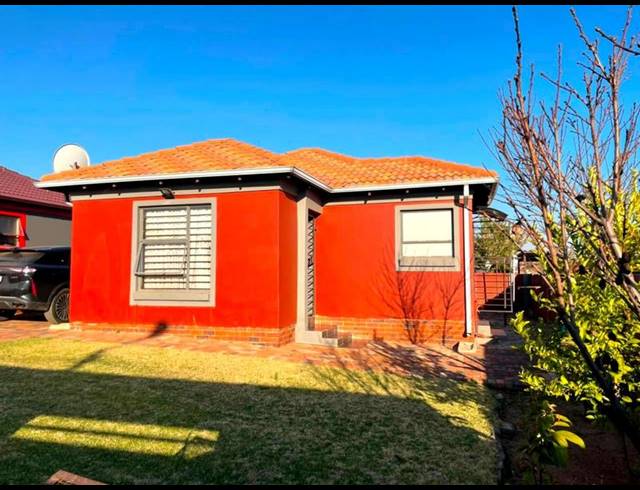 3 BEDROOM HOUSE FOR SALE IN WITPOORTJIE